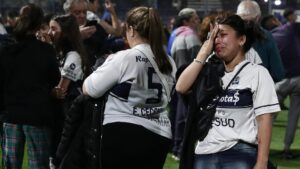 Boca-Gimnasia-Incidentes-100622