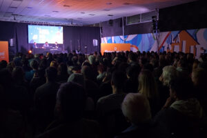 MAS-DE-40-MIL-PERSONAS-DISFRUTARON-DE-LA-15°-FERIA-DEL-LIBRO-DE-BERAZATEGUI-9