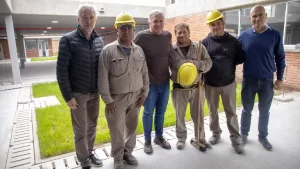 Carlos-Balor-visito-la-obra-de-la-futura-Escuela-Secundaria-Tecnica-N°-7-de-Berazategui